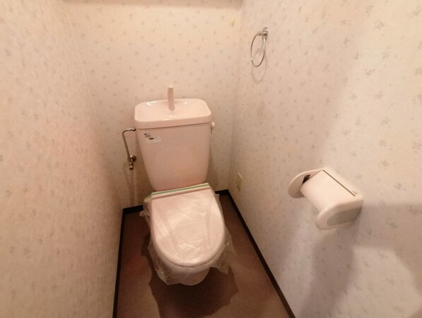 ヴィラ・プリマベーラの物件内観写真